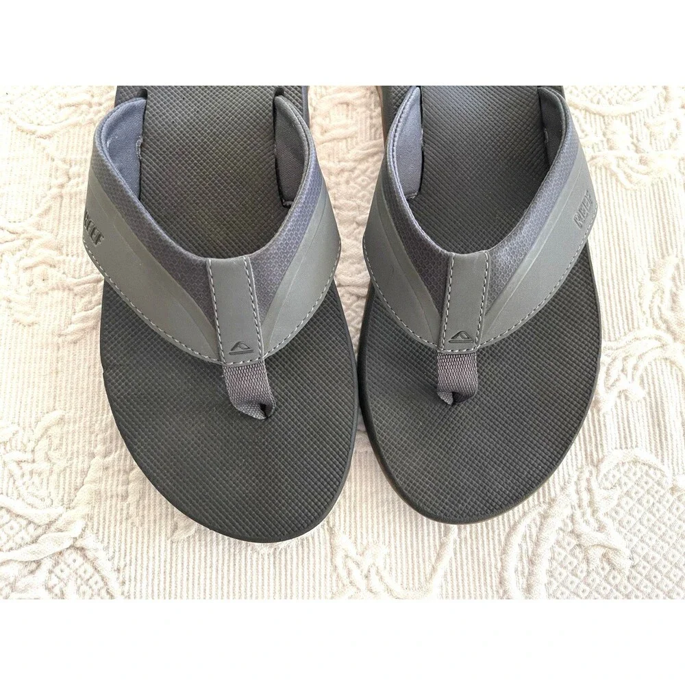 REEF Fanning Flip Flops Thong Sandals Gray Black Mens 11